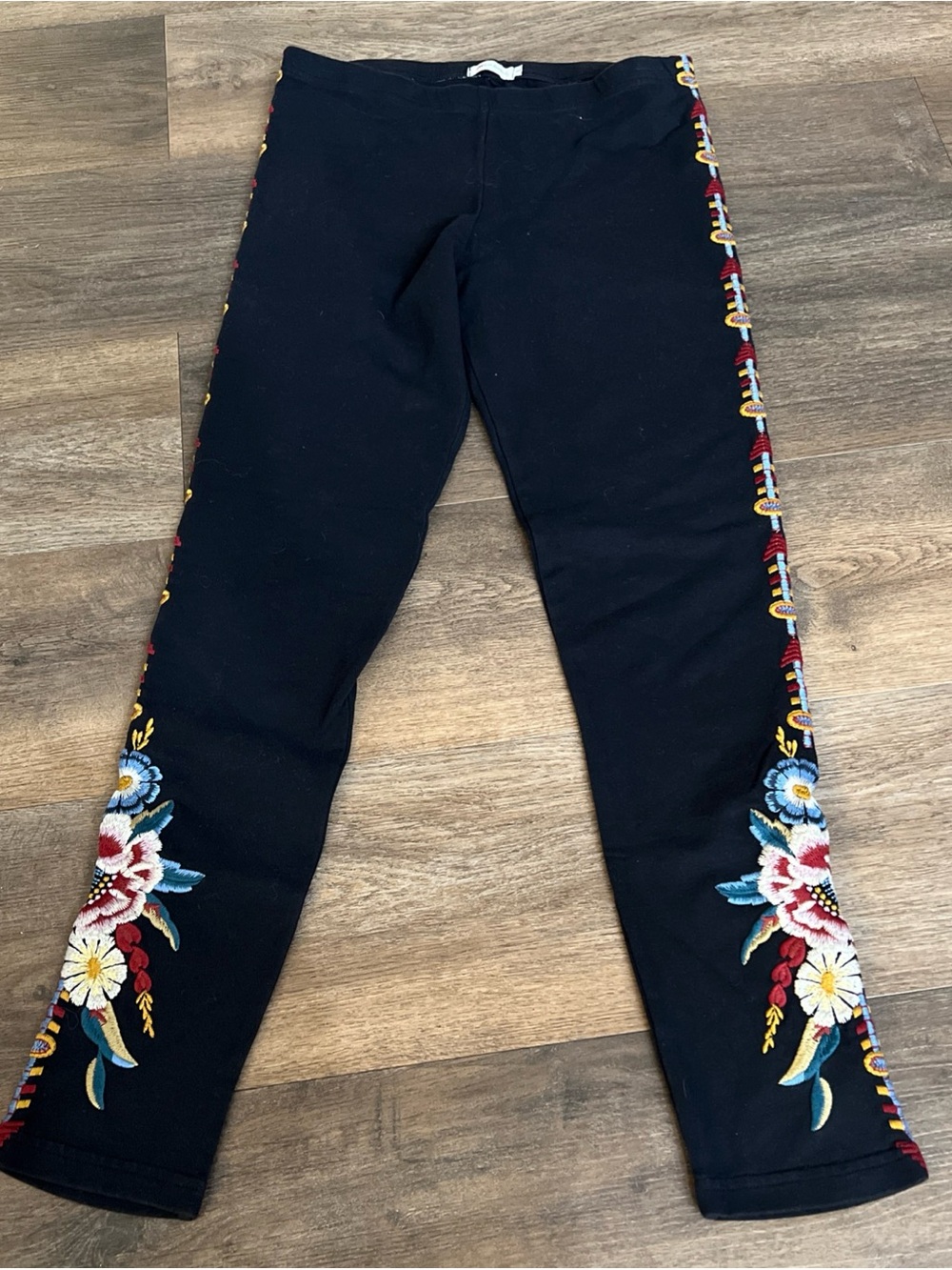 Black Floral Embroidered Women’s Leggings